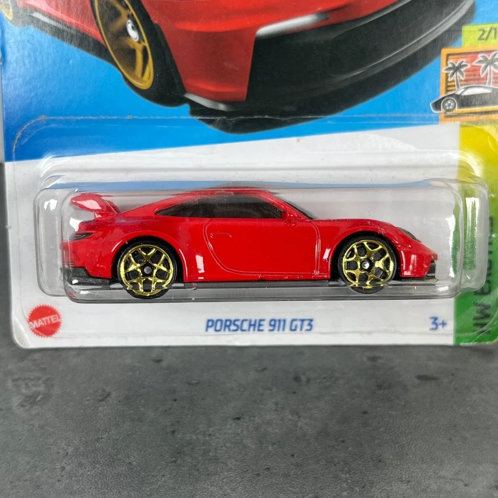 Hot Wheels Porsche 911 GT3 Red HW Exotics‎ 2 10 Toy Car Collectible